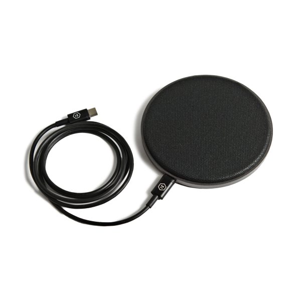Master & Dynamic MW08 Sport Charging Pad Fashion - Image 4